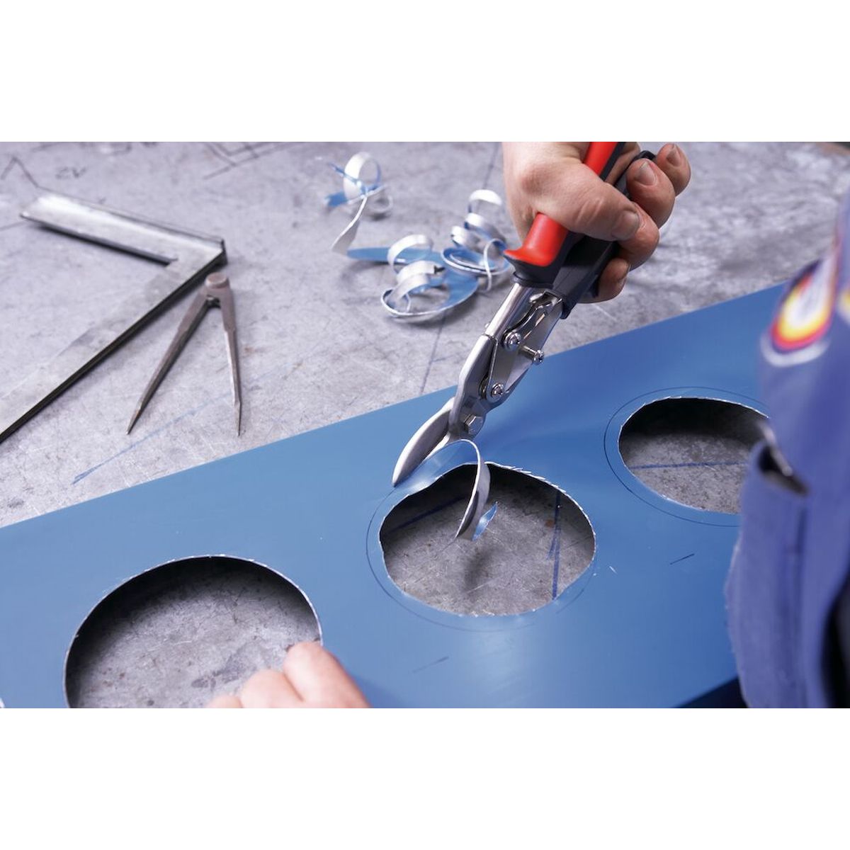 https://api.mastertools.nl/media/catalog/product/cache/4ac98b0d5e81b56bd000310ba88c60e0/0/2/02_4010220000038.png