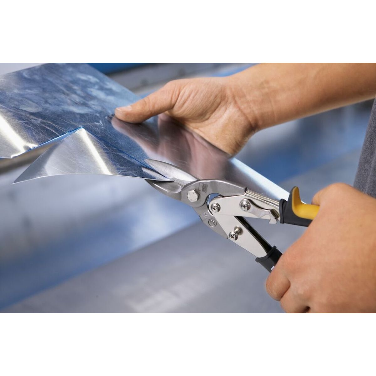 https://api.mastertools.nl/media/catalog/product/cache/4ac98b0d5e81b56bd000310ba88c60e0/0/2/02_4010220001509.png