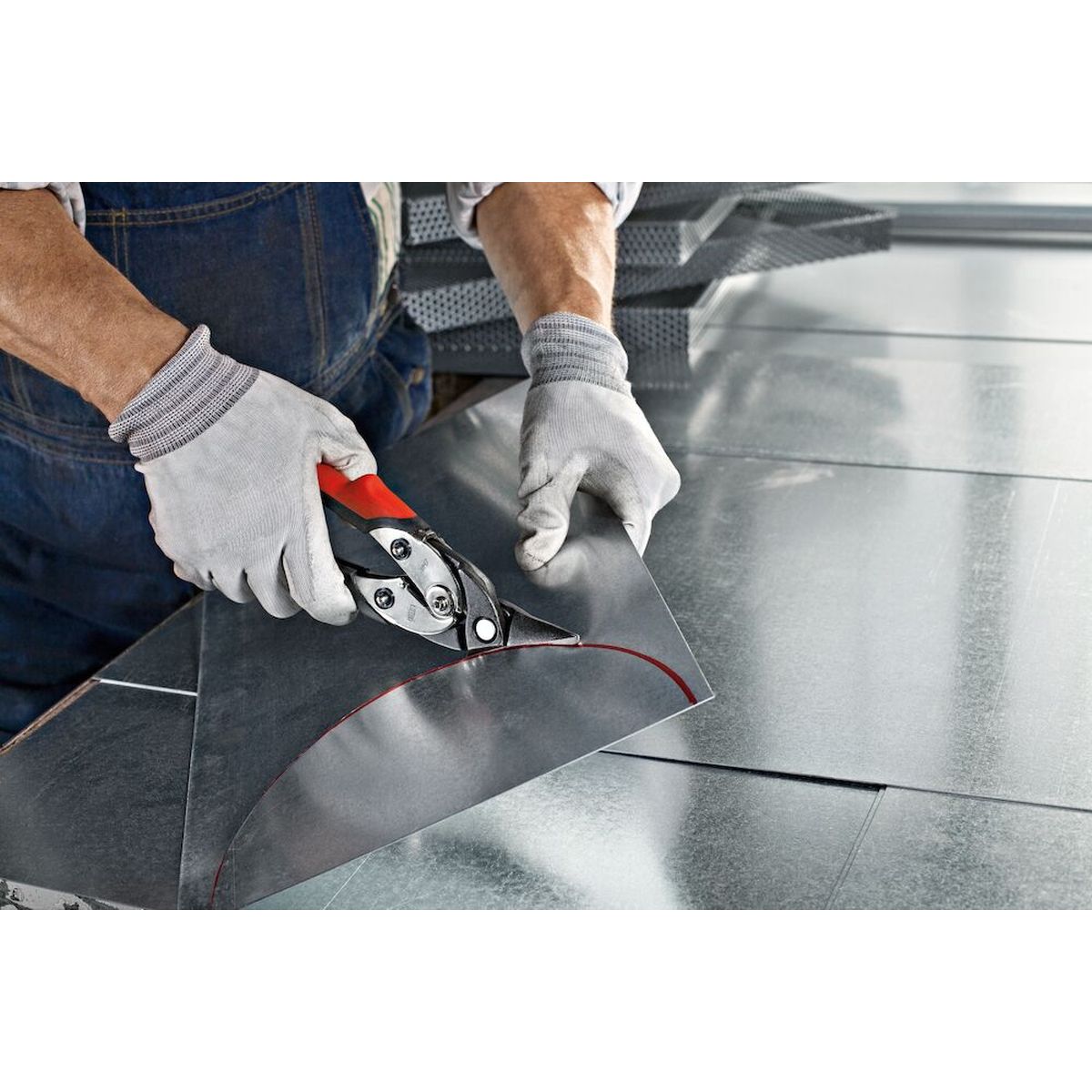 https://api.mastertools.nl/media/catalog/product/cache/4ac98b0d5e81b56bd000310ba88c60e0/0/3/03_4010220030226.png
