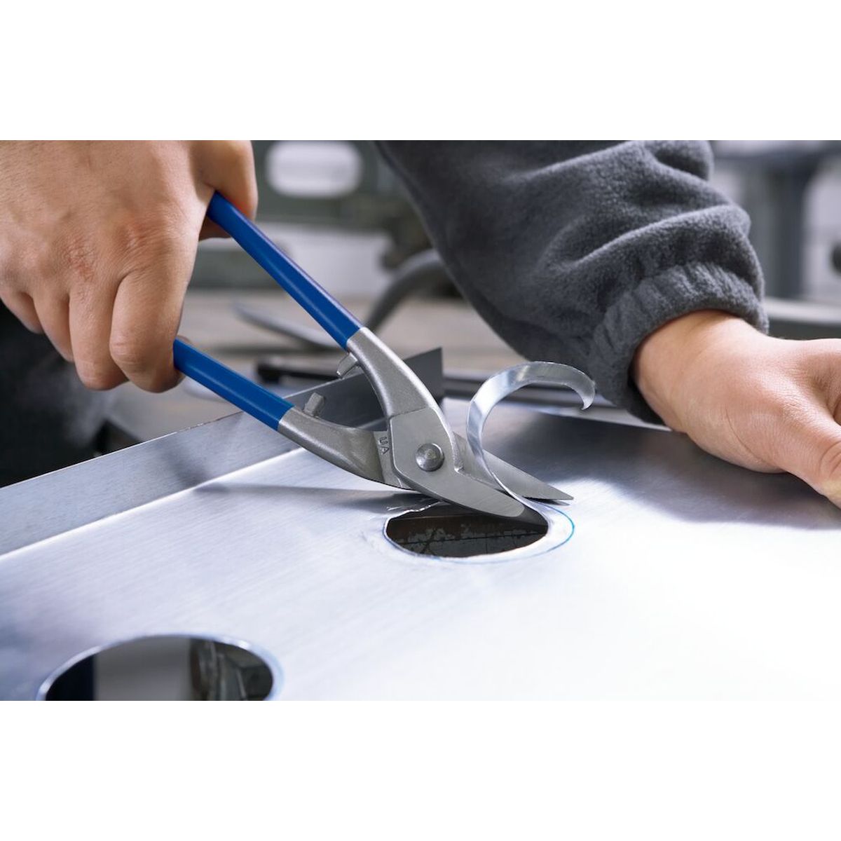 https://api.mastertools.nl/media/catalog/product/cache/4ac98b0d5e81b56bd000310ba88c60e0/0/5/05_4010220020012.png