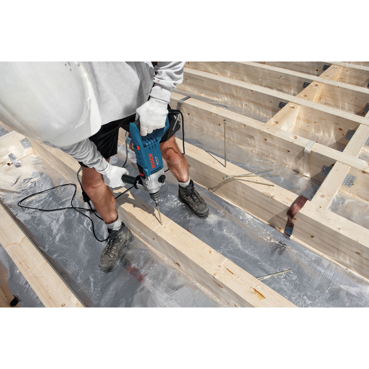 https://api.mastertools.nl/media/catalog/product/cache/4ac98b0d5e81b56bd000310ba88c60e0/3/1/3165140472050_08.jpg