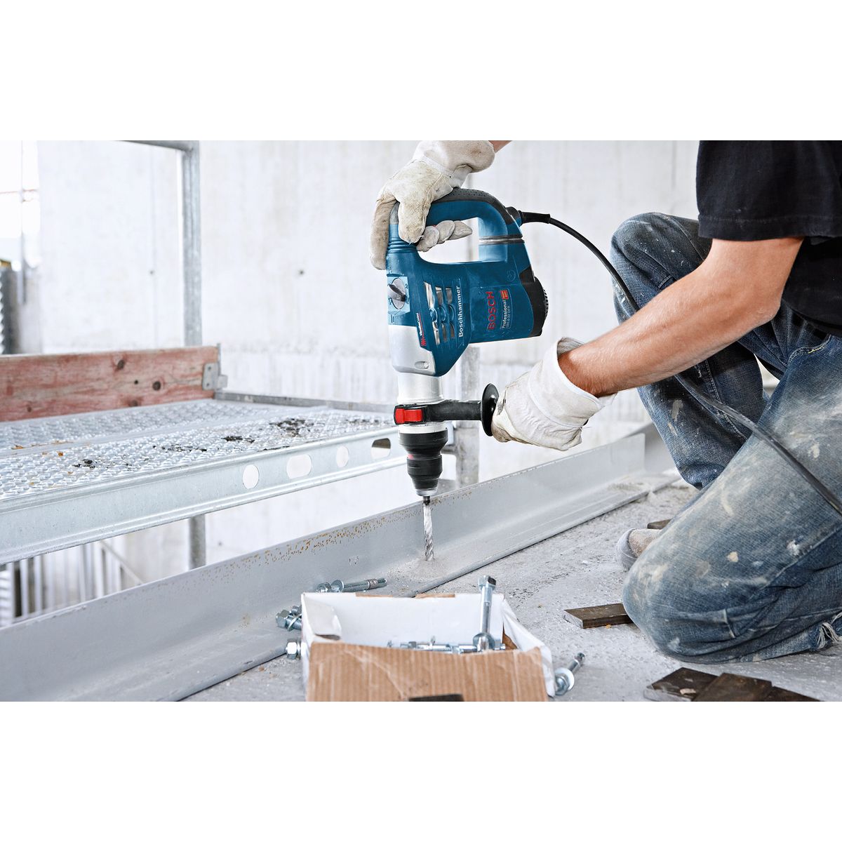 https://api.mastertools.nl/media/catalog/product/cache/4ac98b0d5e81b56bd000310ba88c60e0/3/1/3165140600712_06.jpg