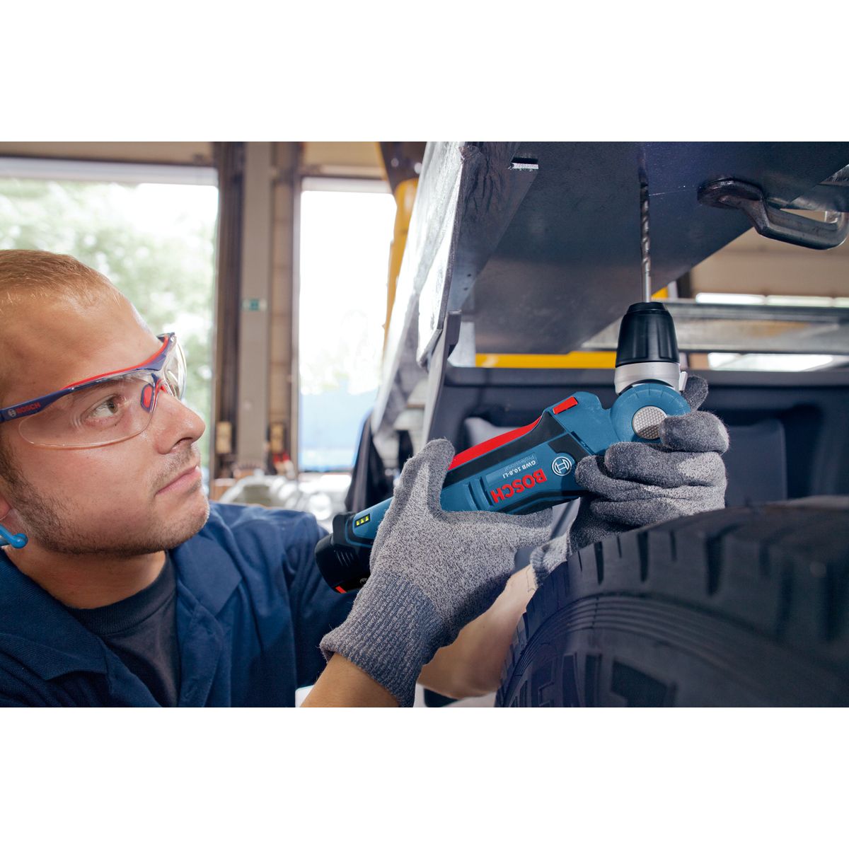 https://api.mastertools.nl/media/catalog/product/cache/4ac98b0d5e81b56bd000310ba88c60e0/3/1/3165140730846_06.jpg