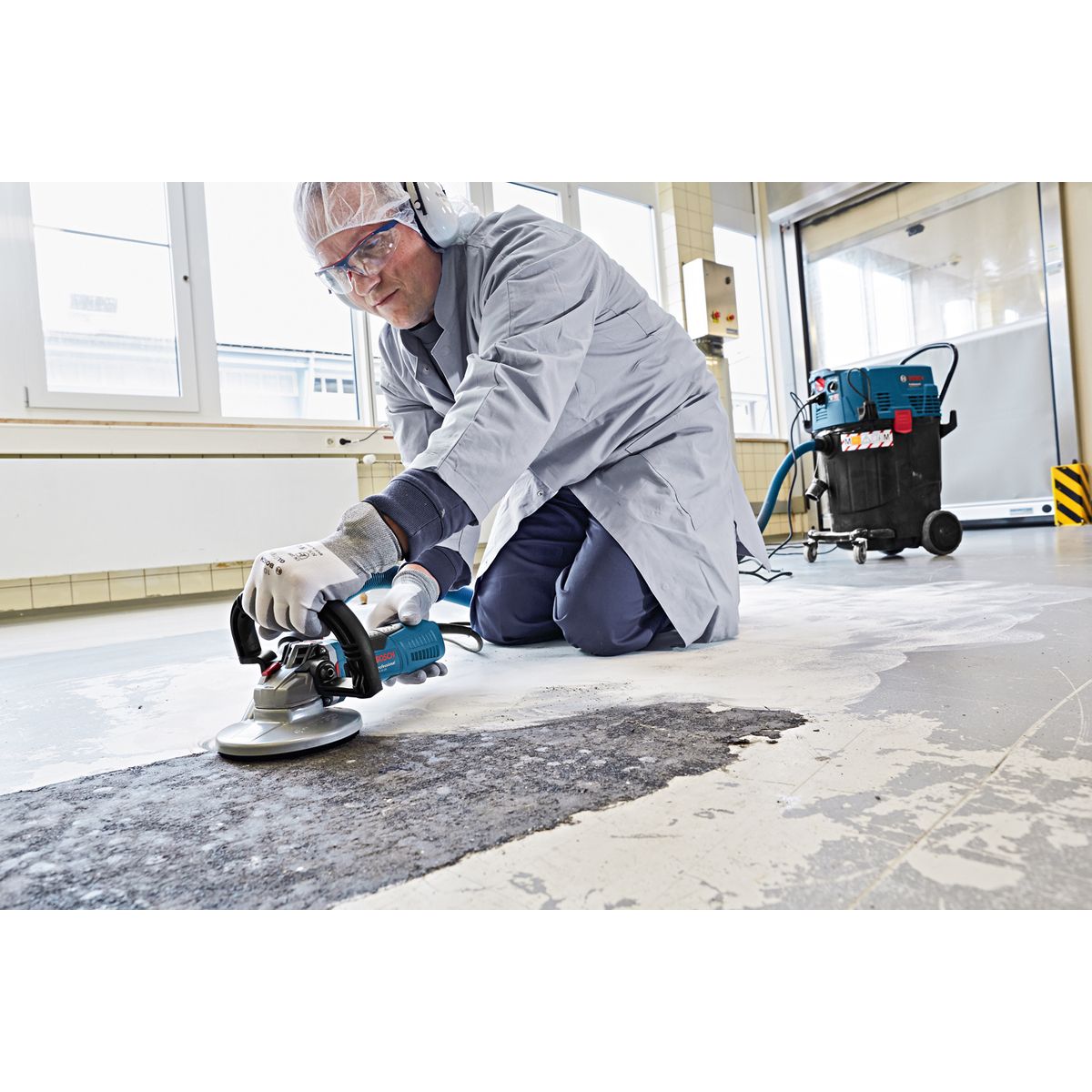 https://api.mastertools.nl/media/catalog/product/cache/4ac98b0d5e81b56bd000310ba88c60e0/3/1/3165140743372_07.jpg