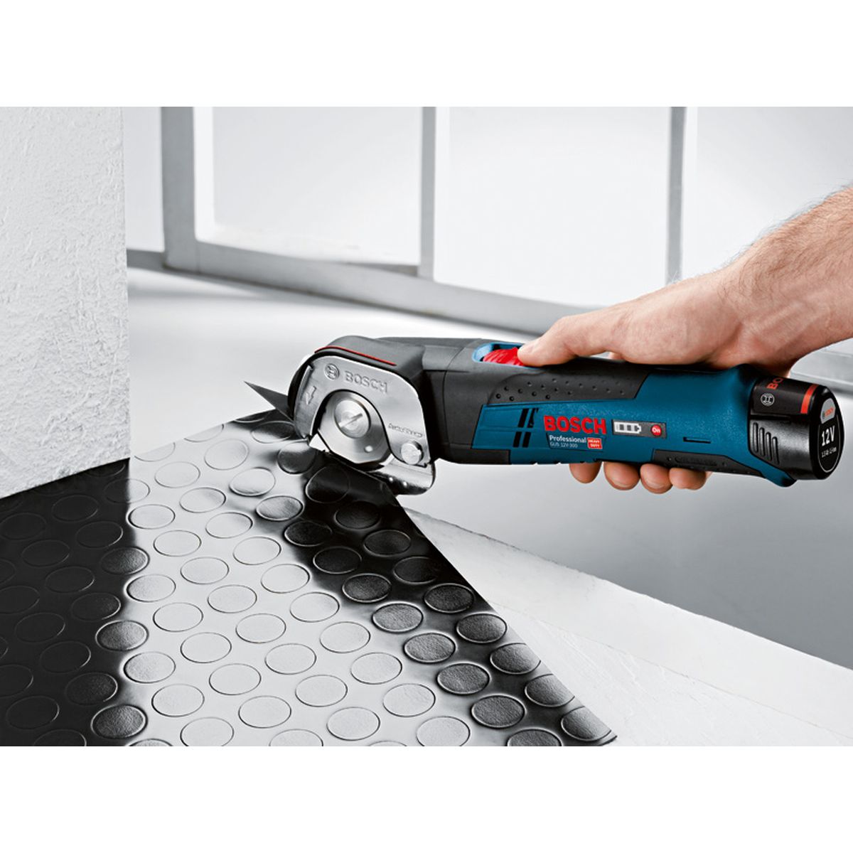 https://api.mastertools.nl/media/catalog/product/cache/4ac98b0d5e81b56bd000310ba88c60e0/3/1/3165140773218_03.jpg