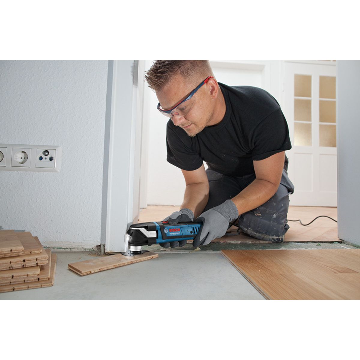 https://api.mastertools.nl/media/catalog/product/cache/4ac98b0d5e81b56bd000310ba88c60e0/3/1/3165140817004_04.jpg