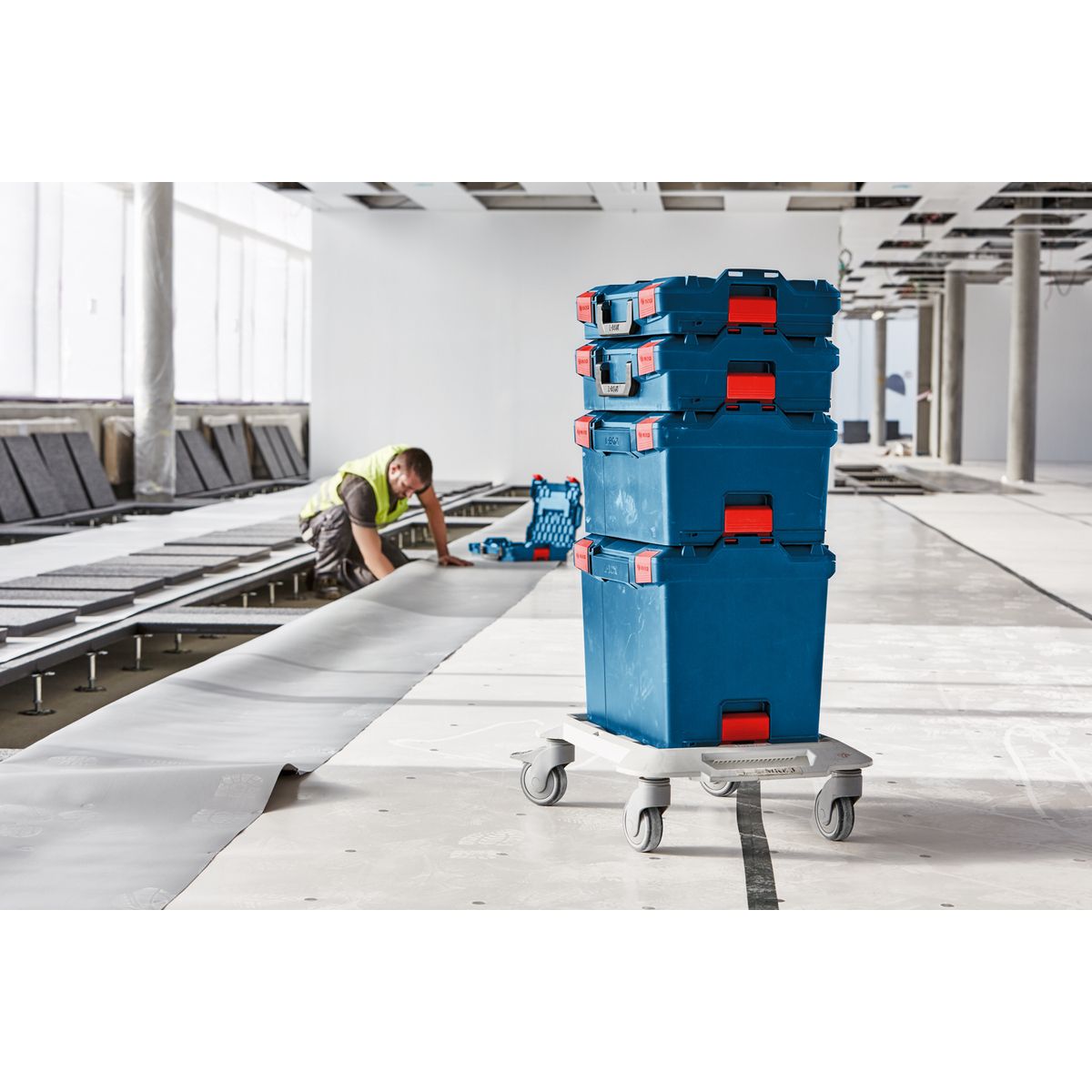 https://api.mastertools.nl/media/catalog/product/cache/4ac98b0d5e81b56bd000310ba88c60e0/3/1/3165140917452_02.jpg