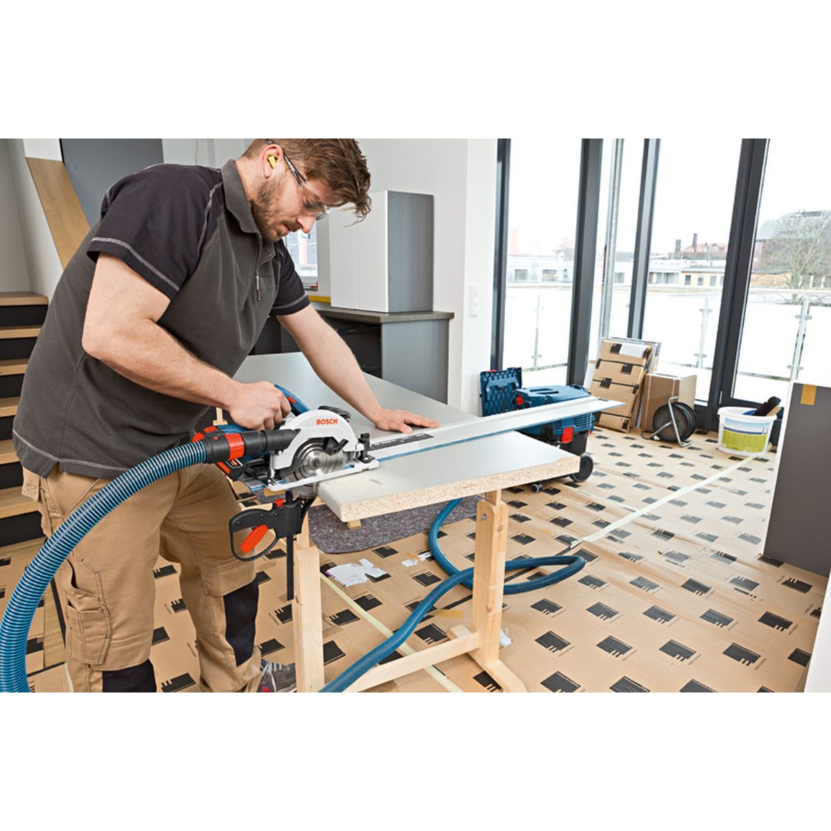 https://api.mastertools.nl/media/catalog/product/cache/4ac98b0d5e81b56bd000310ba88c60e0/3/1/3165140979979_03.jpg