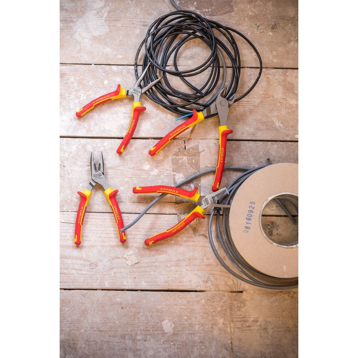 https://api.mastertools.nl/media/catalog/product/cache/4ac98b0d5e81b56bd000310ba88c60e0/3/2/3253564844895_04.jpg