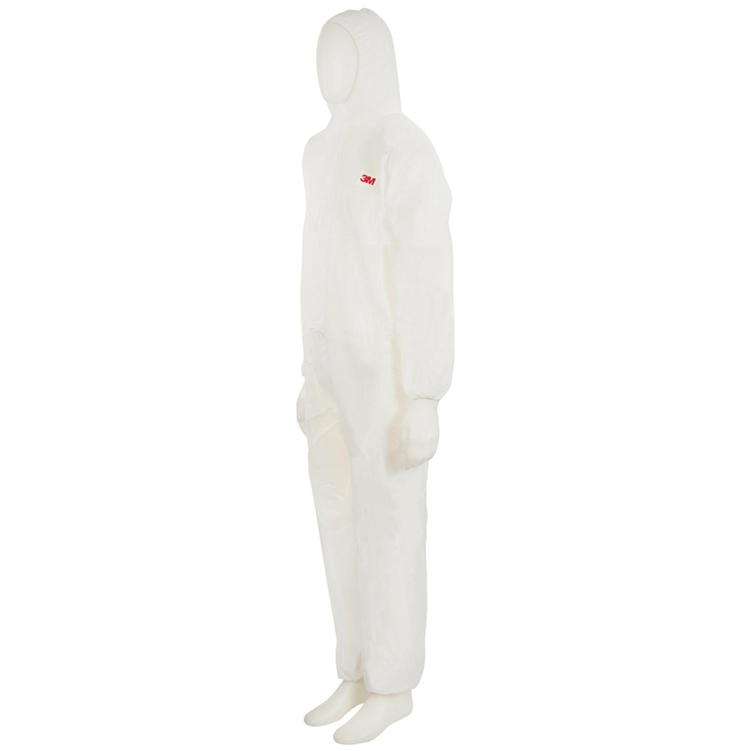 https://api.mastertools.nl/media/catalog/product/cache/4ac98b0d5e81b56bd000310ba88c60e0/3/m/3m-wegwerpoverall-4515w-kl-56-wit-xl-4515wxl-4046719400423-mastertools_nl.jpg