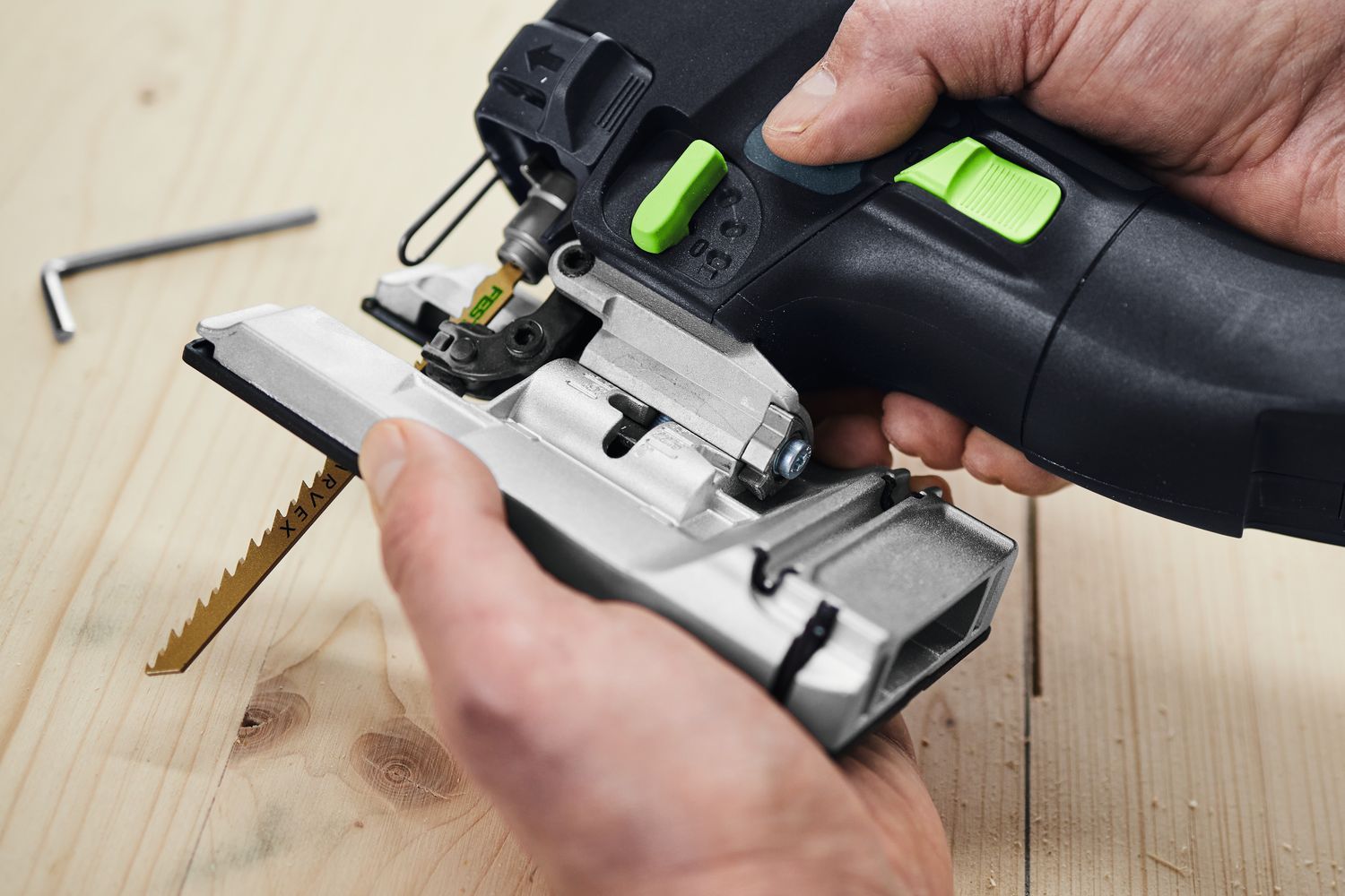 https://api.mastertools.nl/media/catalog/product/cache/4ac98b0d5e81b56bd000310ba88c60e0/4/0/4014549389478_08.jpg