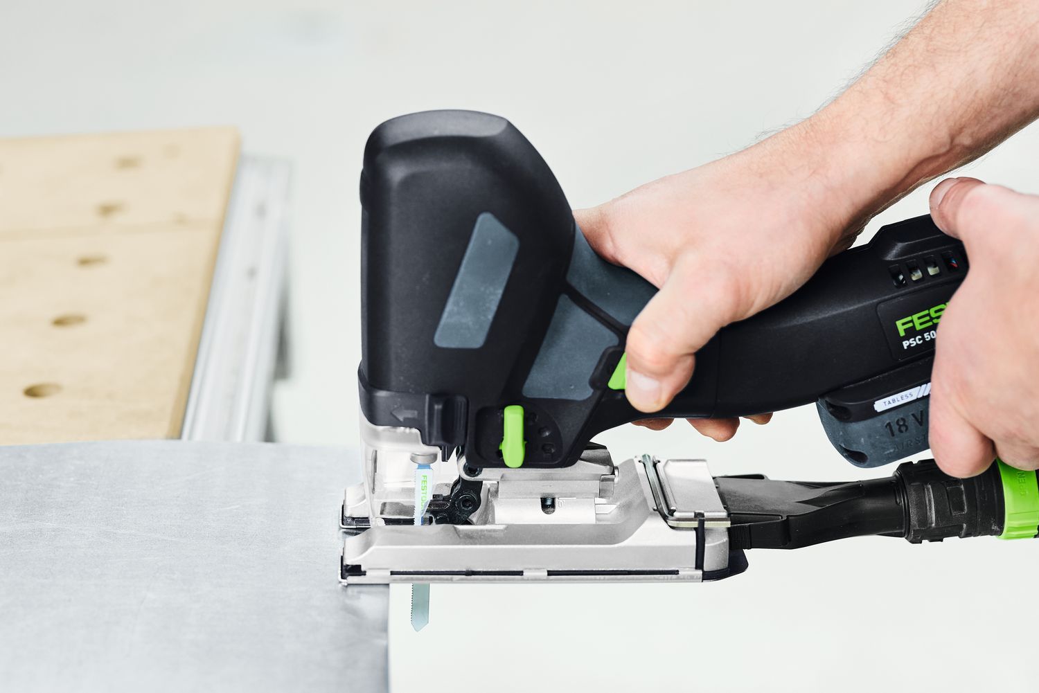 https://api.mastertools.nl/media/catalog/product/cache/4ac98b0d5e81b56bd000310ba88c60e0/4/0/4014549447017_03.jpg