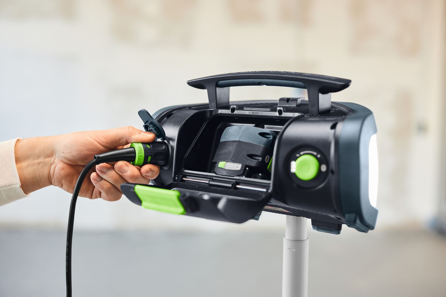 https://api.mastertools.nl/media/catalog/product/cache/4ac98b0d5e81b56bd000310ba88c60e0/4/0/4014549475027_18.jpg