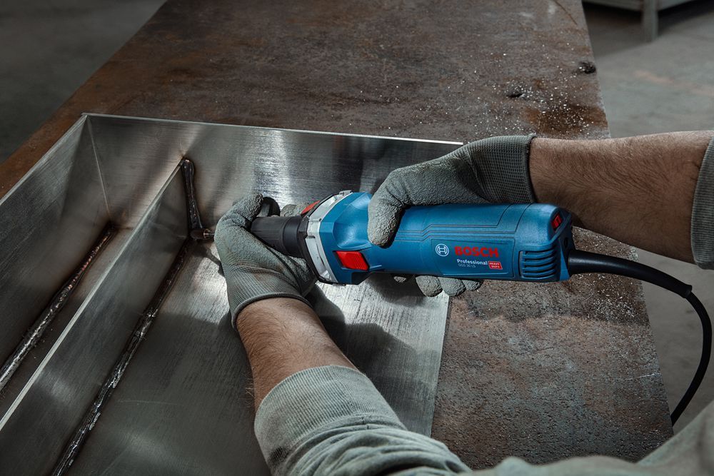https://api.mastertools.nl/media/catalog/product/cache/4ac98b0d5e81b56bd000310ba88c60e0/4/0/4053423237399-app-03.jpg