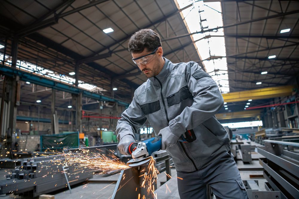 https://api.mastertools.nl/media/catalog/product/cache/4ac98b0d5e81b56bd000310ba88c60e0/4/0/4053423241068-5.jpg