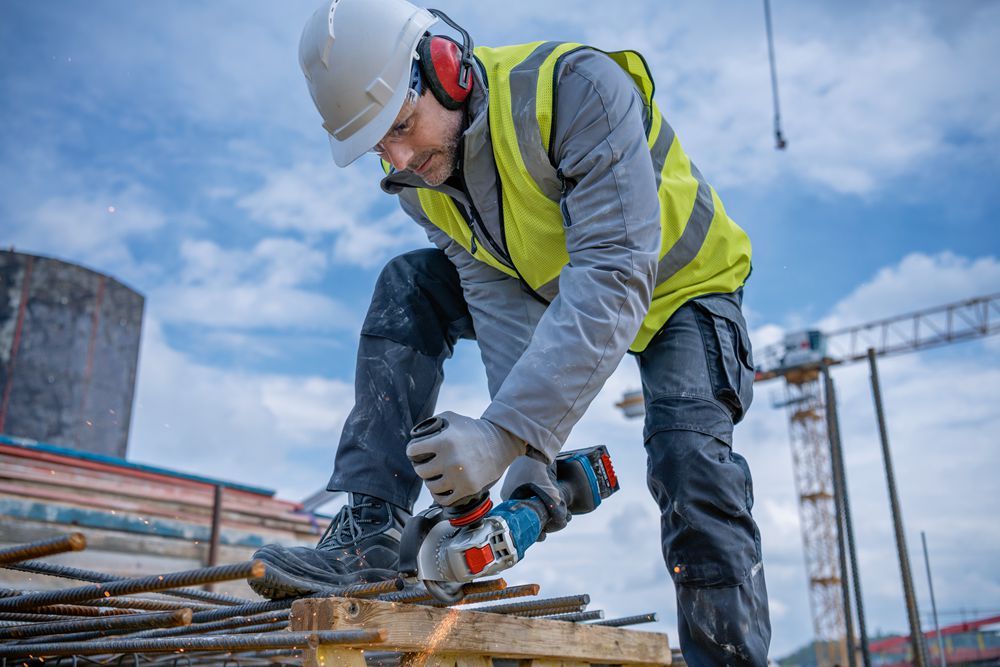 https://api.mastertools.nl/media/catalog/product/cache/4ac98b0d5e81b56bd000310ba88c60e0/4/0/4053423241082-2.jpg