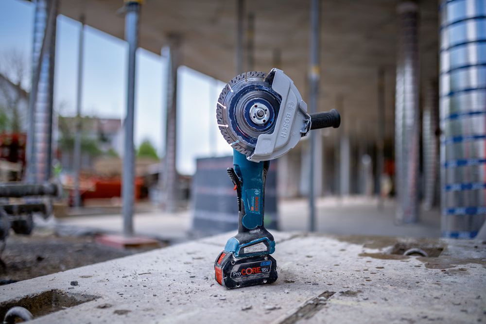 https://api.mastertools.nl/media/catalog/product/cache/4ac98b0d5e81b56bd000310ba88c60e0/4/0/4053423246209-app-04.jpg
