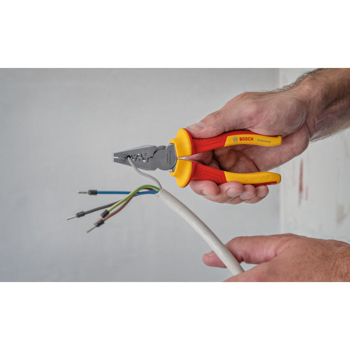 https://api.mastertools.nl/media/catalog/product/cache/4ac98b0d5e81b56bd000310ba88c60e0/4/0/4053423246858_02.jpg