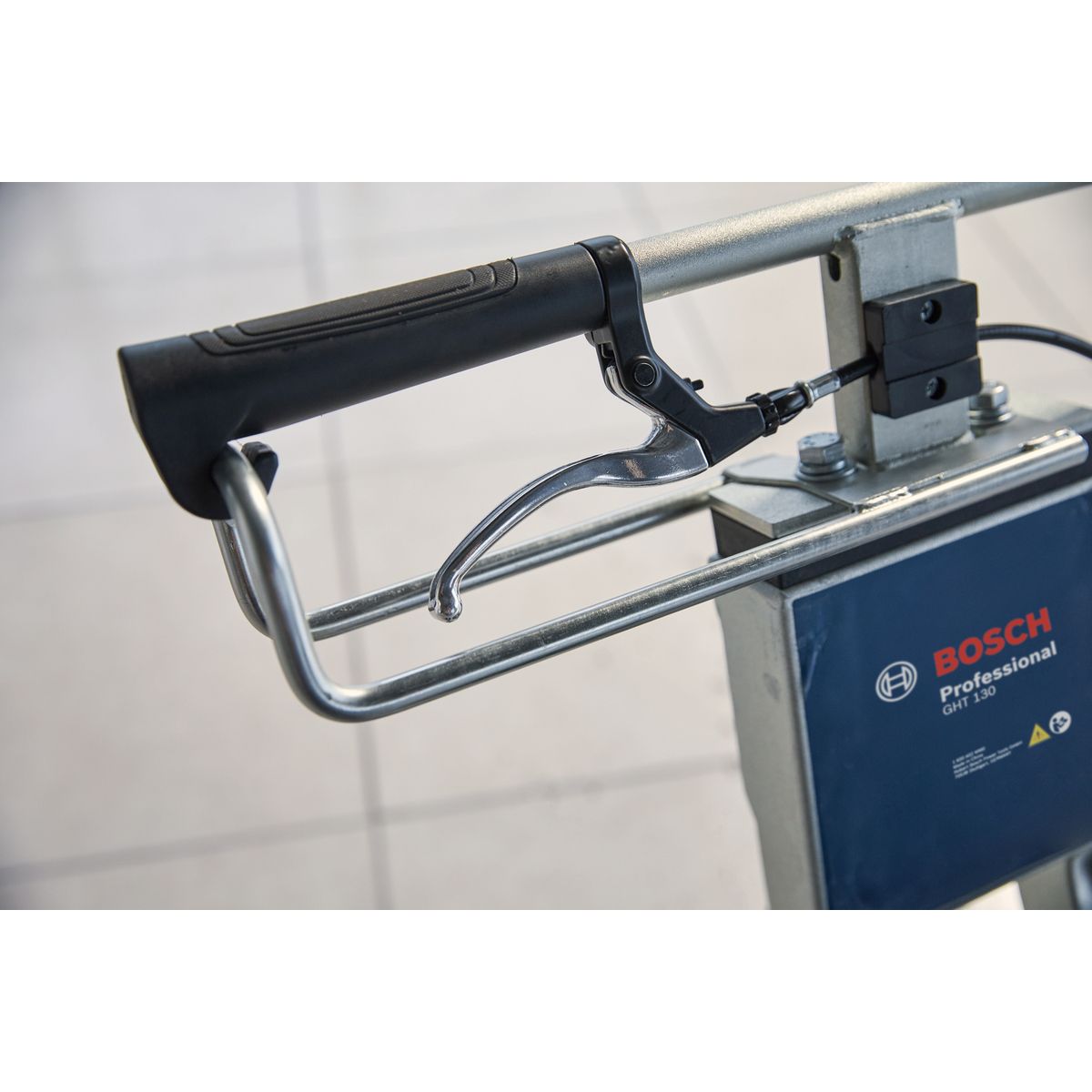 https://api.mastertools.nl/media/catalog/product/cache/4ac98b0d5e81b56bd000310ba88c60e0/4/0/4053423248852_06.jpg
