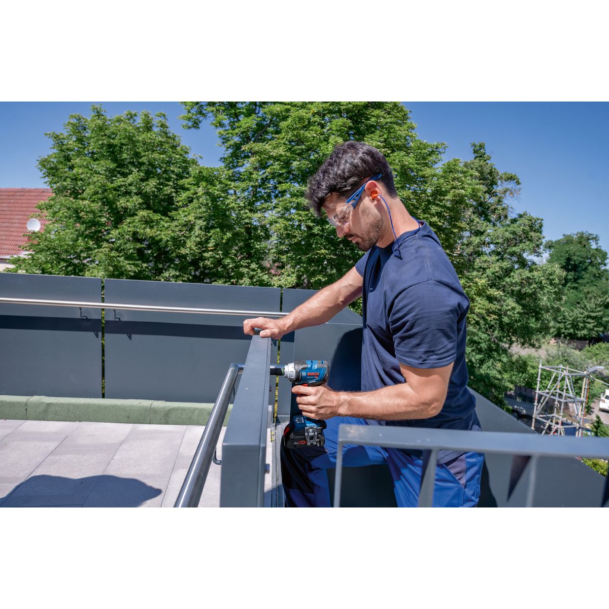 https://api.mastertools.nl/media/catalog/product/cache/4ac98b0d5e81b56bd000310ba88c60e0/4/0/4053423251722_04.jpg