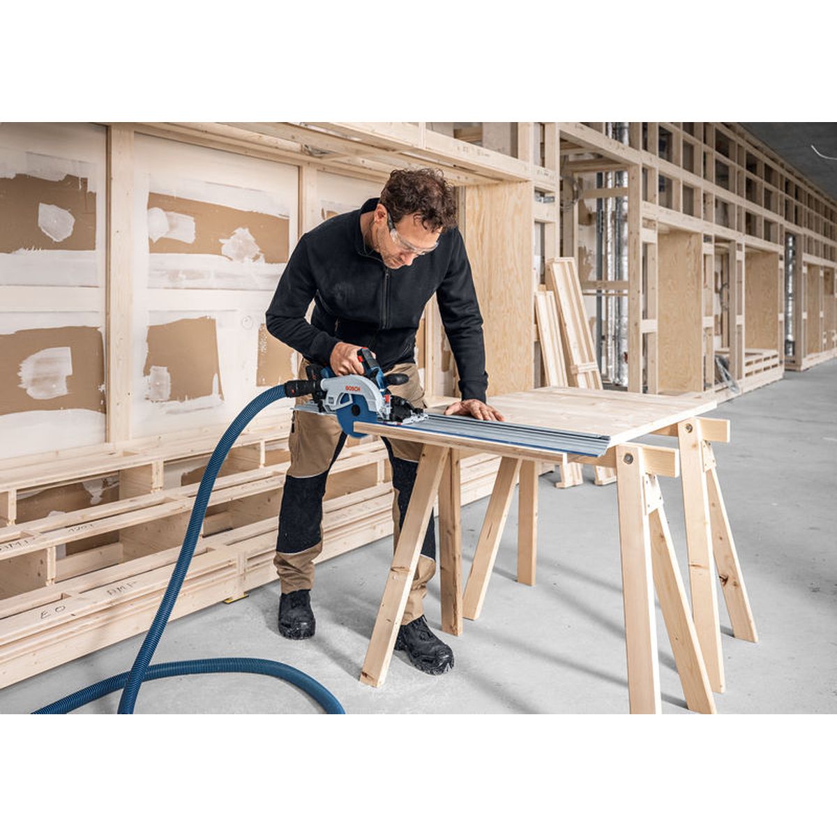 https://api.mastertools.nl/media/catalog/product/cache/4ac98b0d5e81b56bd000310ba88c60e0/4/0/4053423254358_05.jpg