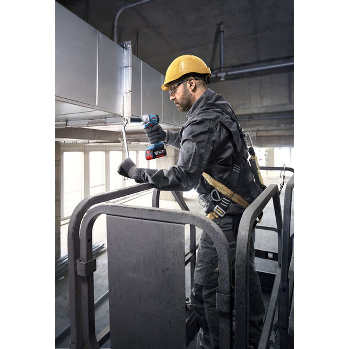 https://api.mastertools.nl/media/catalog/product/cache/4ac98b0d5e81b56bd000310ba88c60e0/4/0/4053423257717_03.jpg