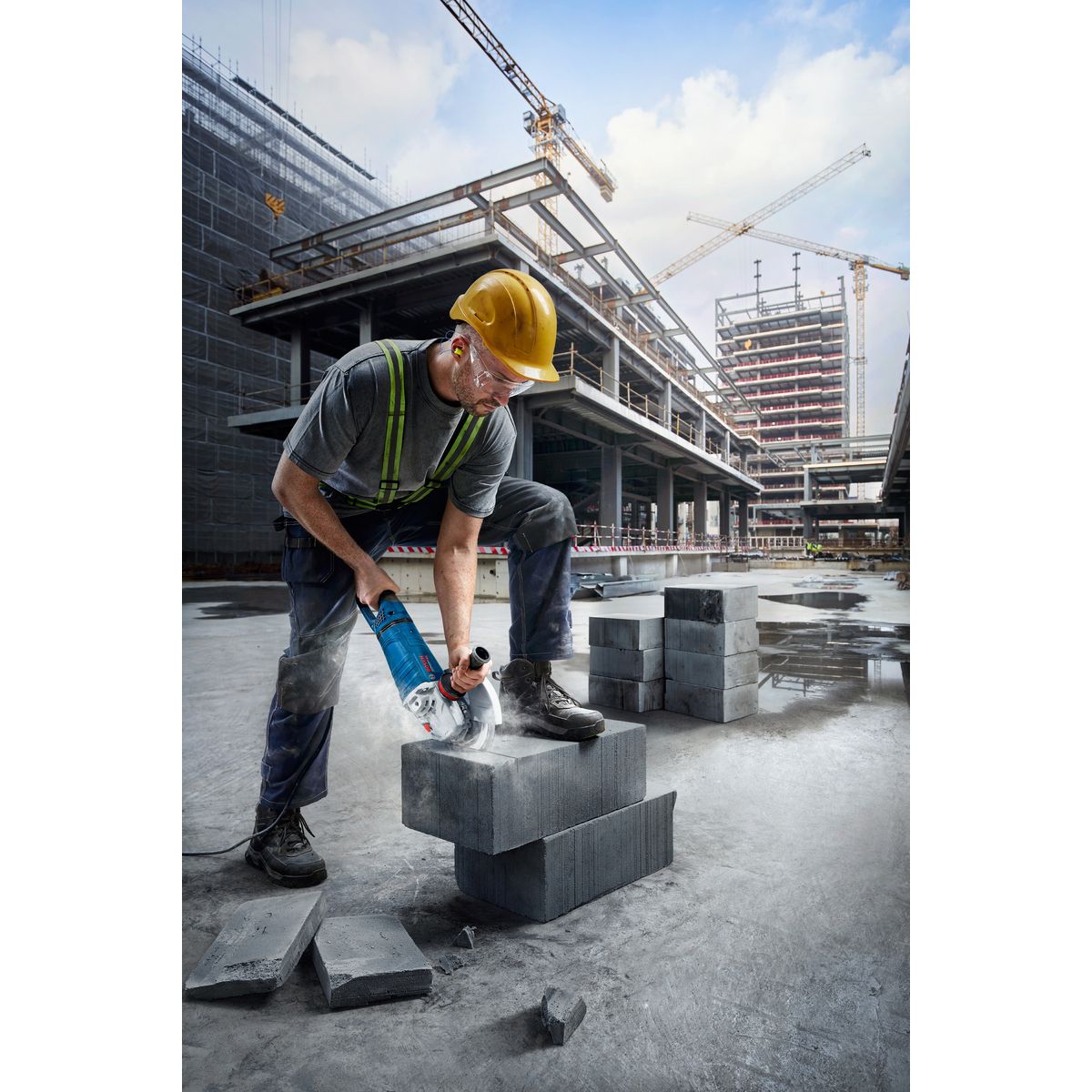 https://api.mastertools.nl/media/catalog/product/cache/4ac98b0d5e81b56bd000310ba88c60e0/4/0/4053423257847_04.jpg