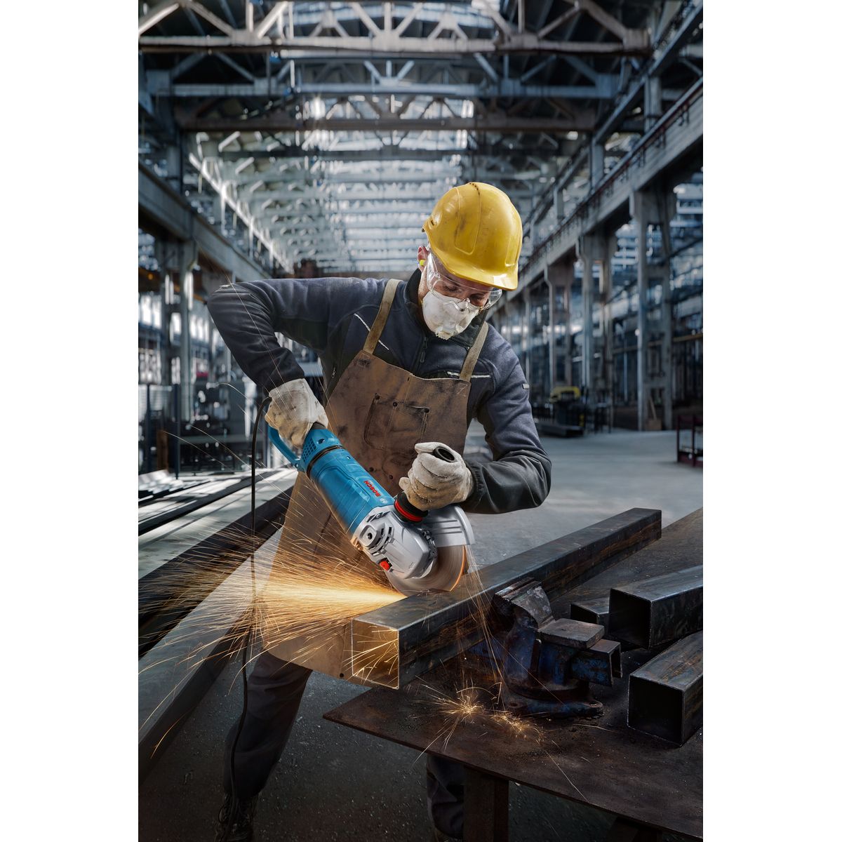 https://api.mastertools.nl/media/catalog/product/cache/4ac98b0d5e81b56bd000310ba88c60e0/4/0/4053423257847_05.jpg