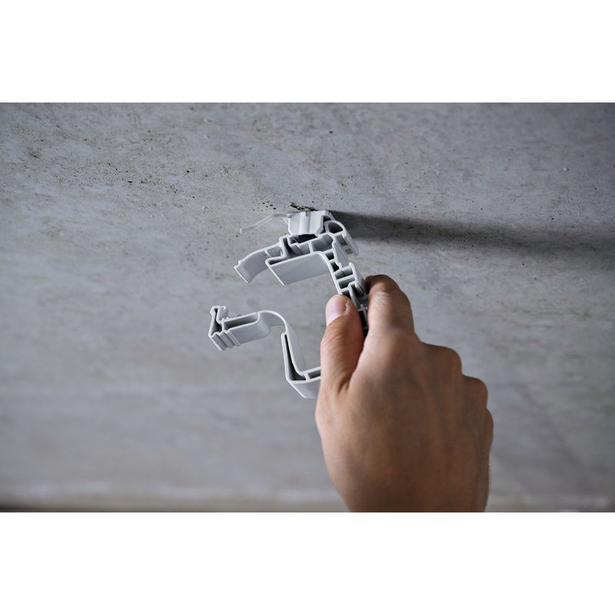 https://api.mastertools.nl/media/catalog/product/cache/4ac98b0d5e81b56bd000310ba88c60e0/4/0/4053423320633_04.jpg