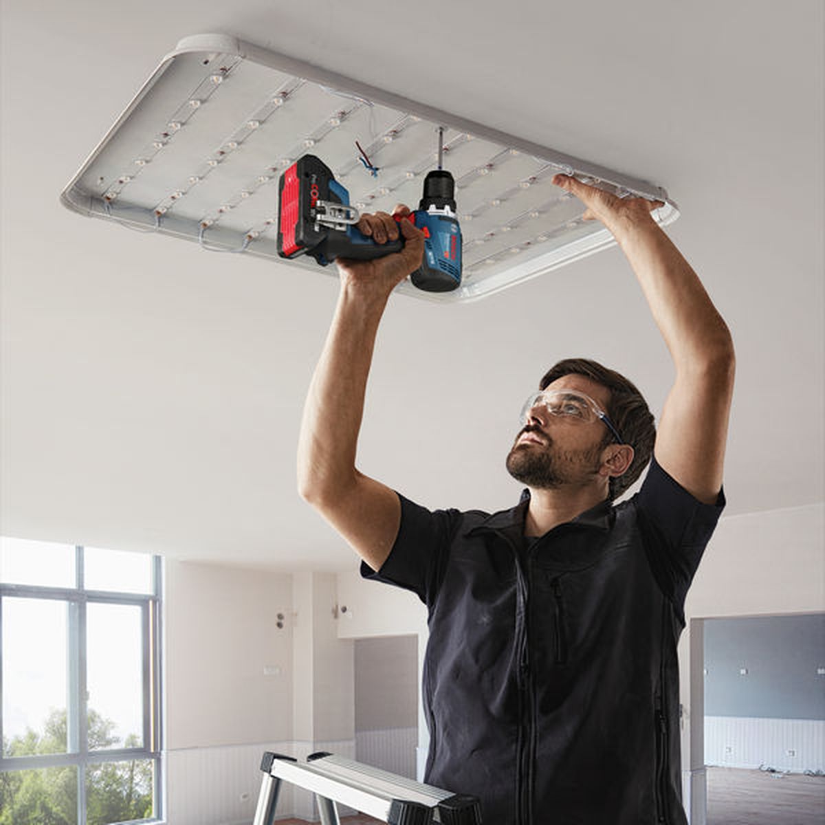 https://api.mastertools.nl/media/catalog/product/cache/4ac98b0d5e81b56bd000310ba88c60e0/4/0/4053423321593_04.jpg