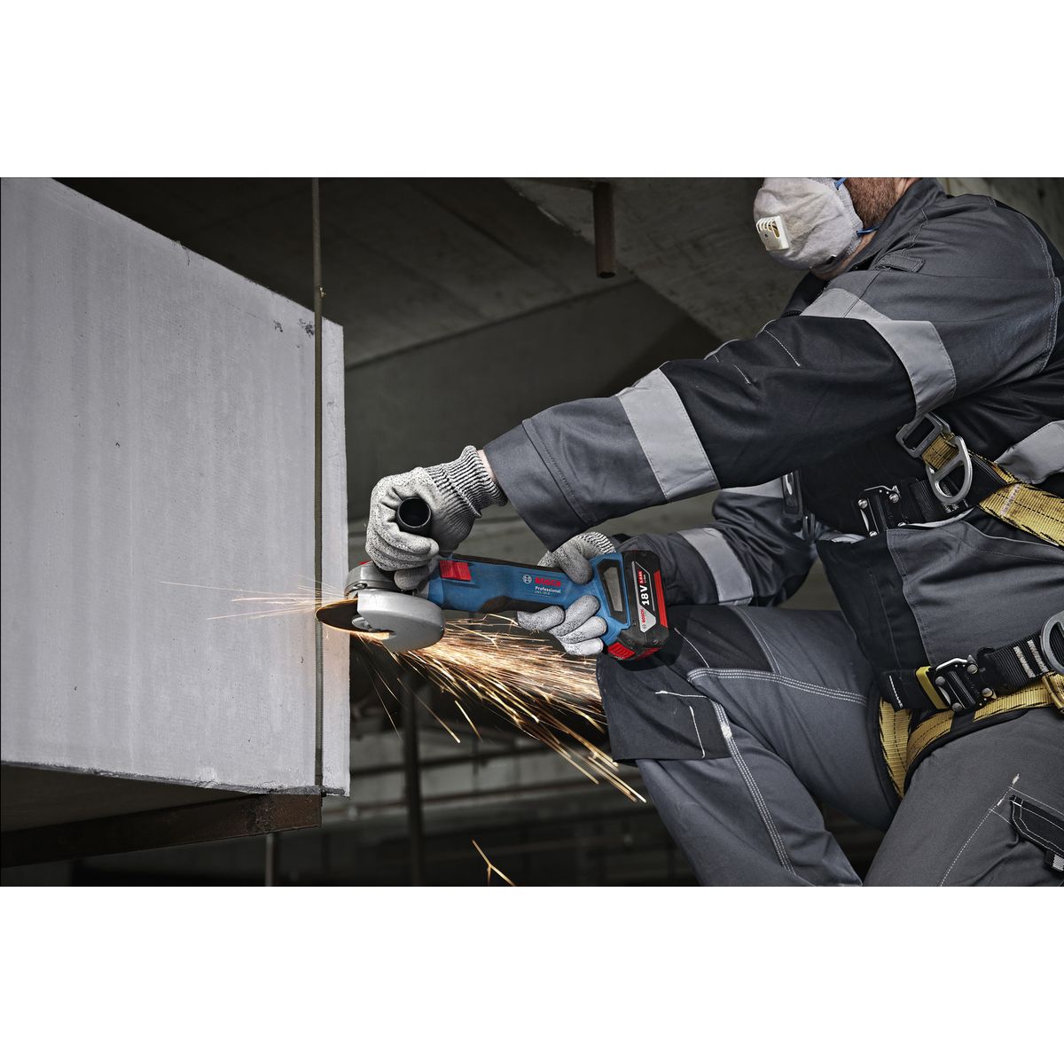 https://api.mastertools.nl/media/catalog/product/cache/4ac98b0d5e81b56bd000310ba88c60e0/4/0/4053423323573_08.jpg