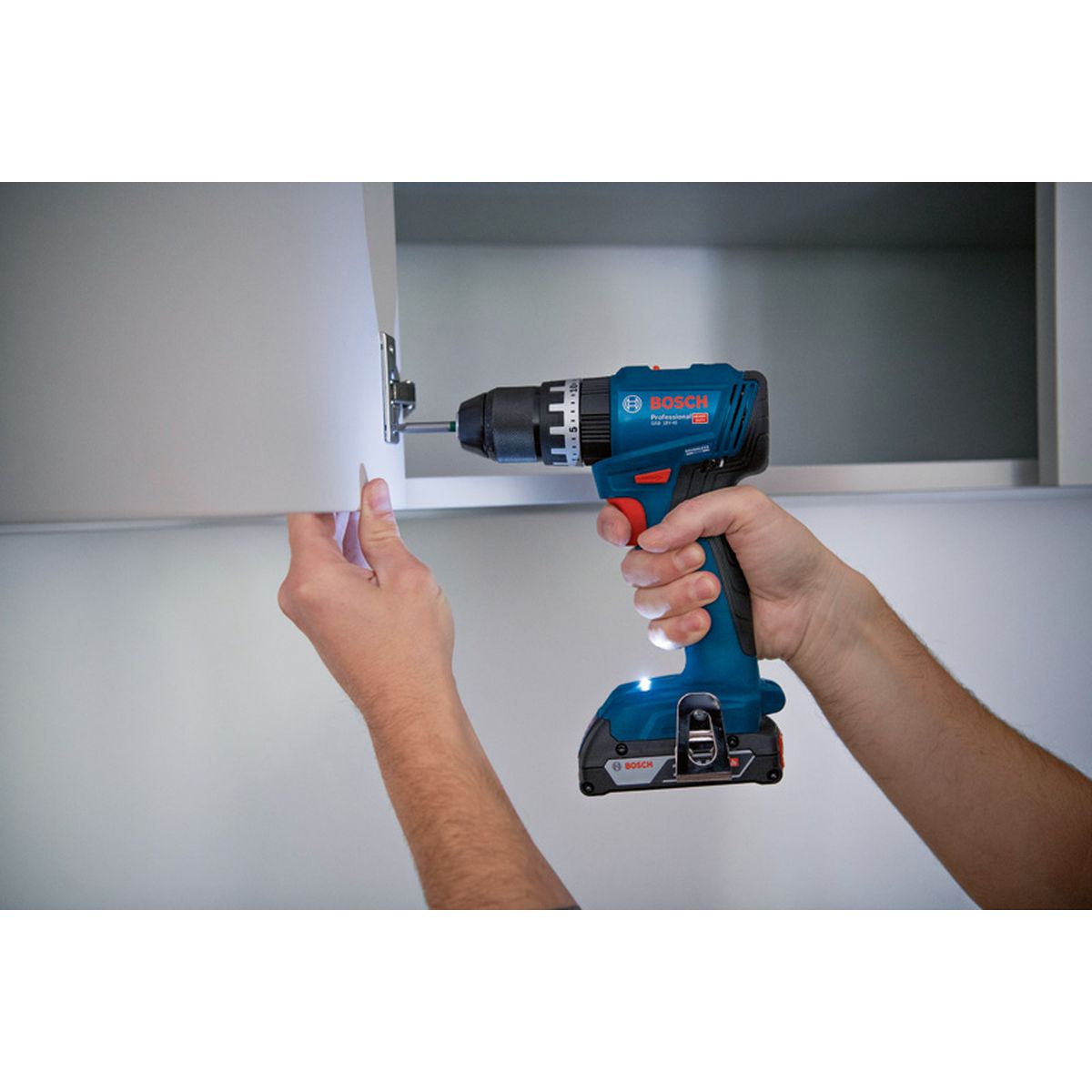 https://api.mastertools.nl/media/catalog/product/cache/4ac98b0d5e81b56bd000310ba88c60e0/4/0/4053423337792_04.jpg