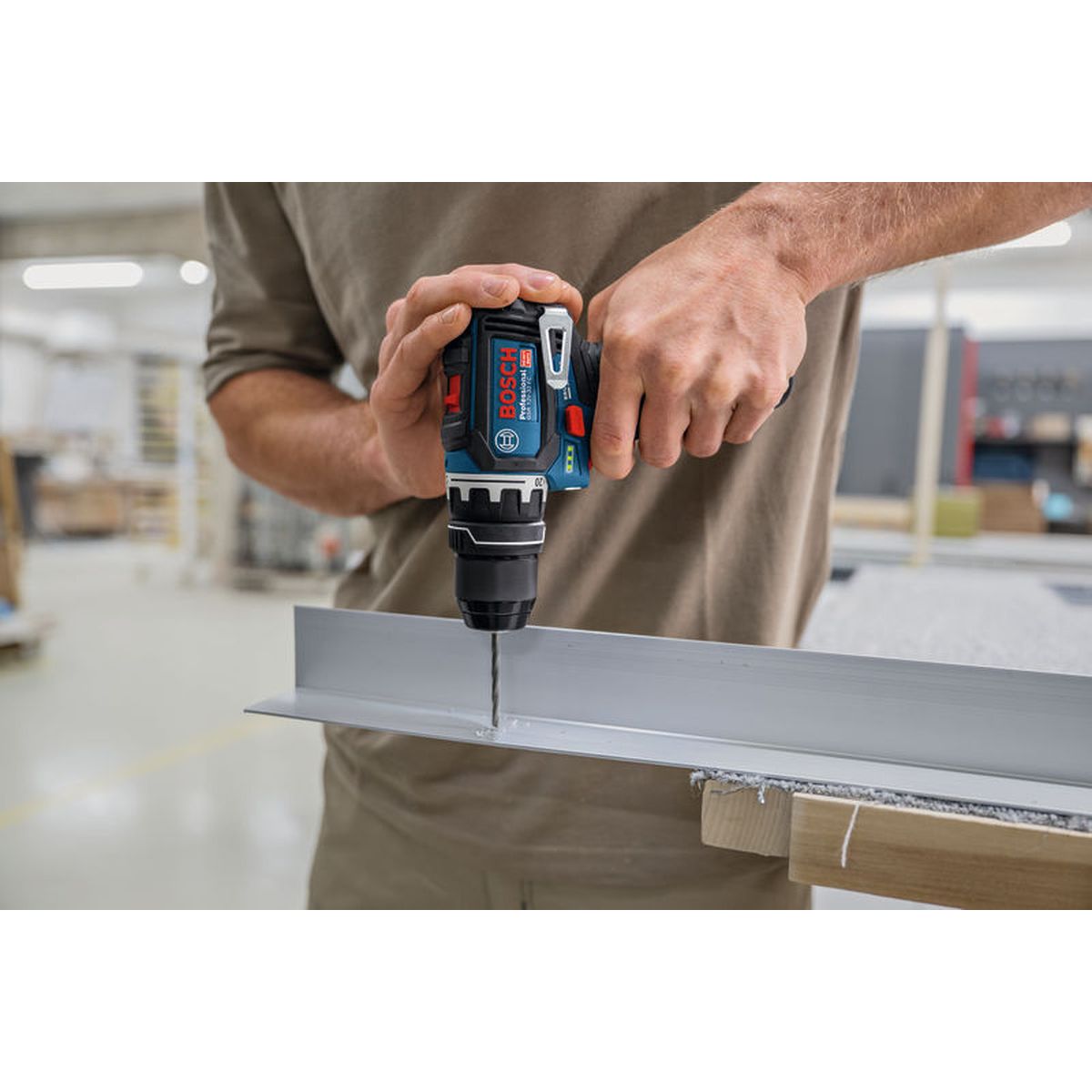 https://api.mastertools.nl/media/catalog/product/cache/4ac98b0d5e81b56bd000310ba88c60e0/4/0/4053423342963_04.jpg