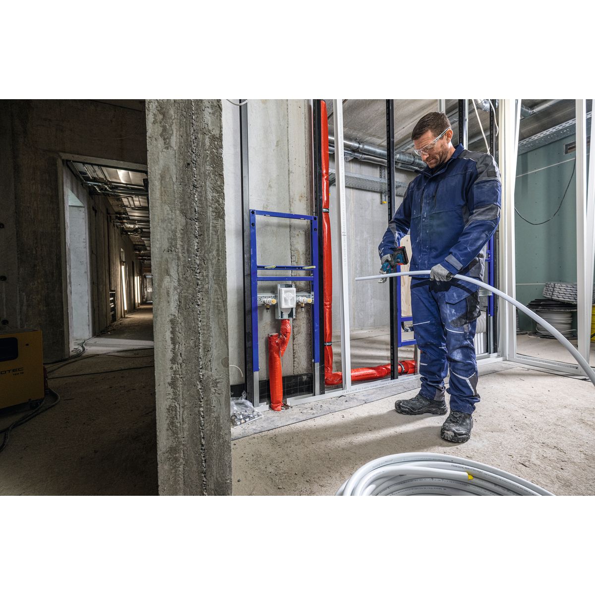 https://api.mastertools.nl/media/catalog/product/cache/4ac98b0d5e81b56bd000310ba88c60e0/4/0/4053423670592_14.jpg