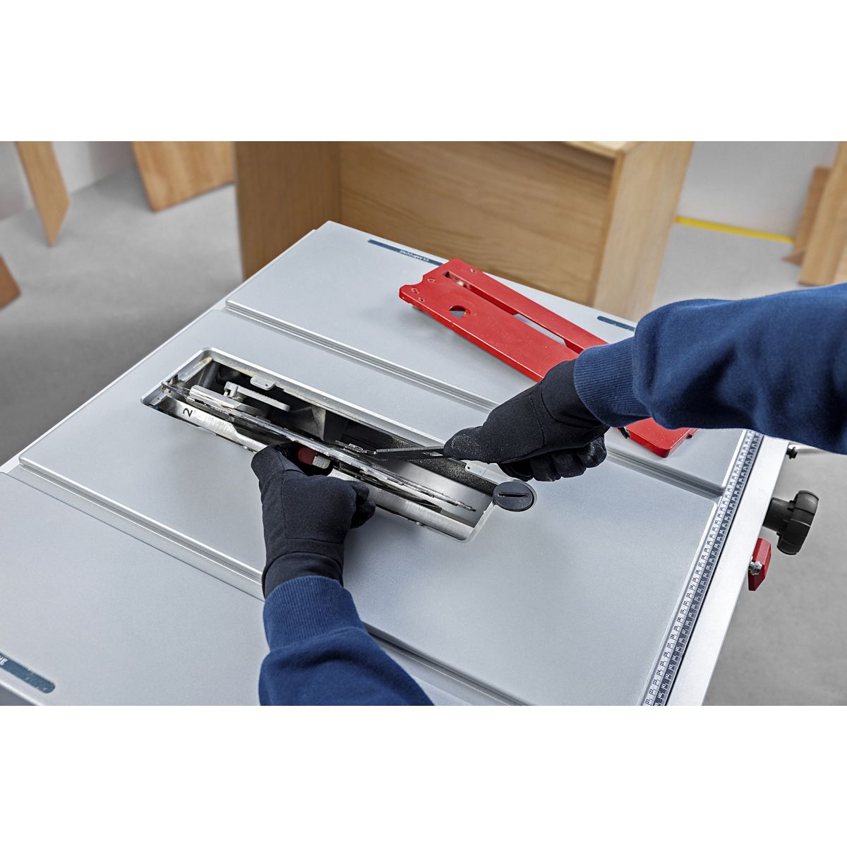 https://api.mastertools.nl/media/catalog/product/cache/4ac98b0d5e81b56bd000310ba88c60e0/4/0/4053423683028_06.jpg