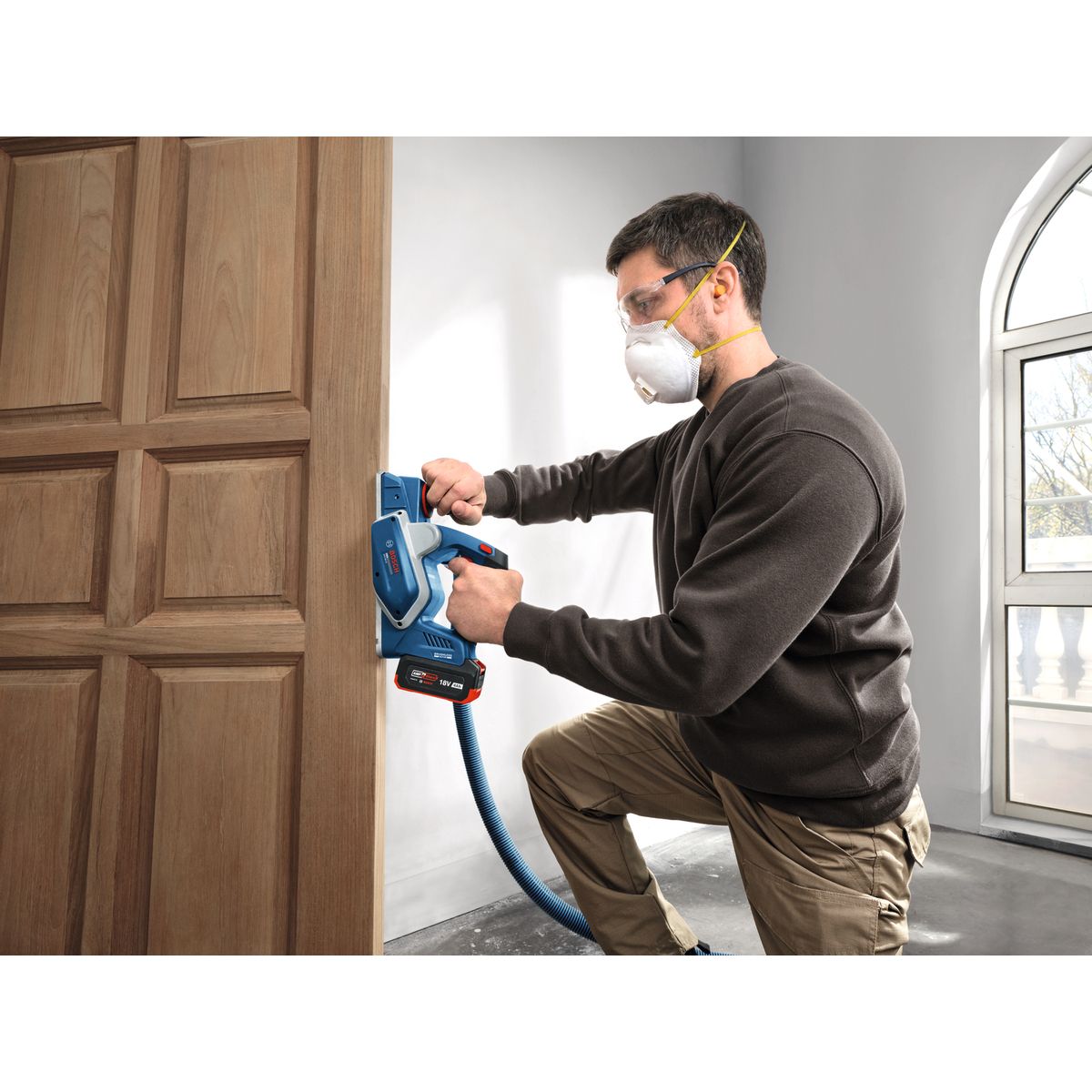 https://api.mastertools.nl/media/catalog/product/cache/4ac98b0d5e81b56bd000310ba88c60e0/4/0/4053423840476_09.jpg