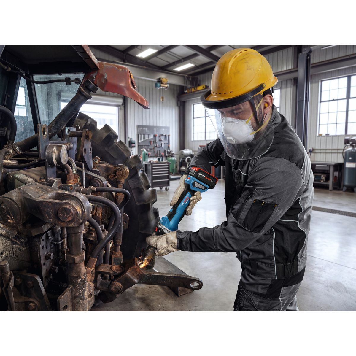 https://api.mastertools.nl/media/catalog/product/cache/4ac98b0d5e81b56bd000310ba88c60e0/4/0/4053423935998_05.jpg