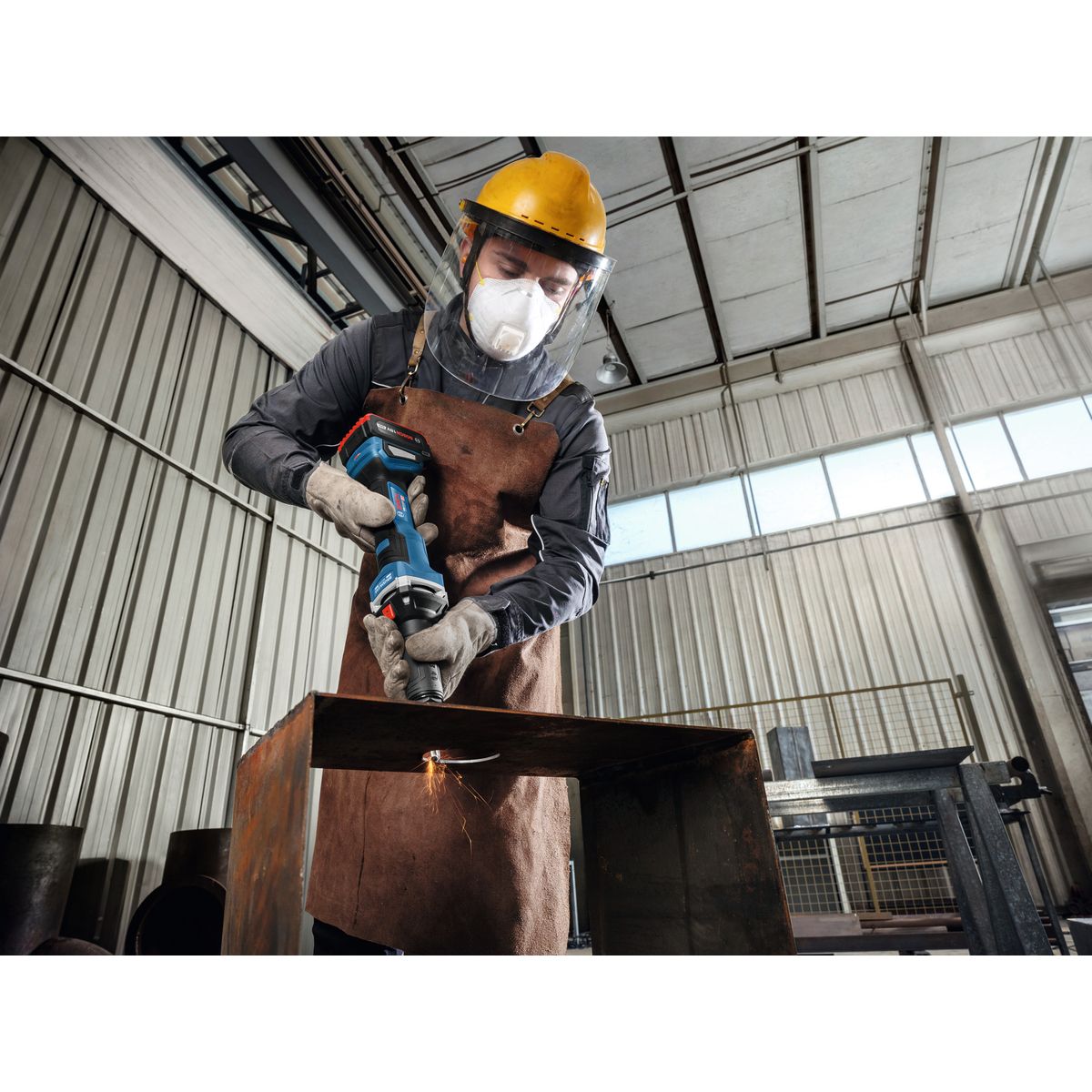 https://api.mastertools.nl/media/catalog/product/cache/4ac98b0d5e81b56bd000310ba88c60e0/4/0/4053423946178_12.jpg