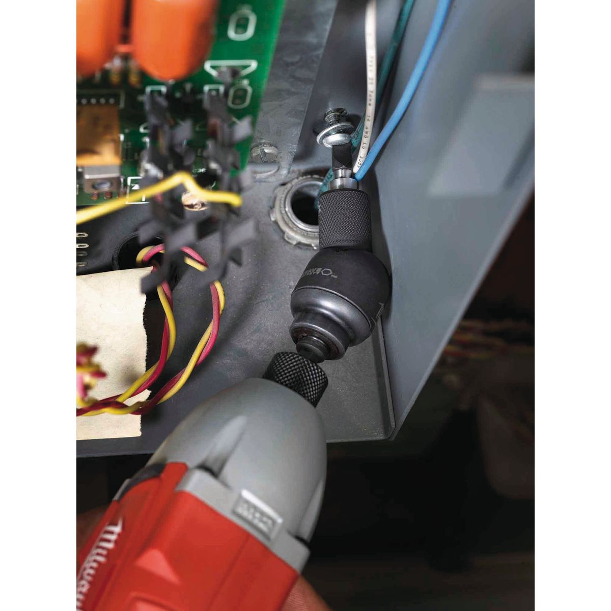 Milwaukee KNUCKLE™ zwenkbare bithouder + 10x SHOCKWAVE™ bits - 4932459781