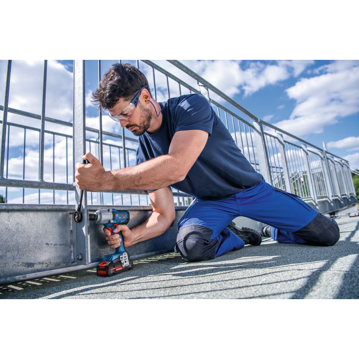 https://api.mastertools.nl/media/catalog/product/cache/4ac98b0d5e81b56bd000310ba88c60e0/4/0/4059952568034_07.jpg