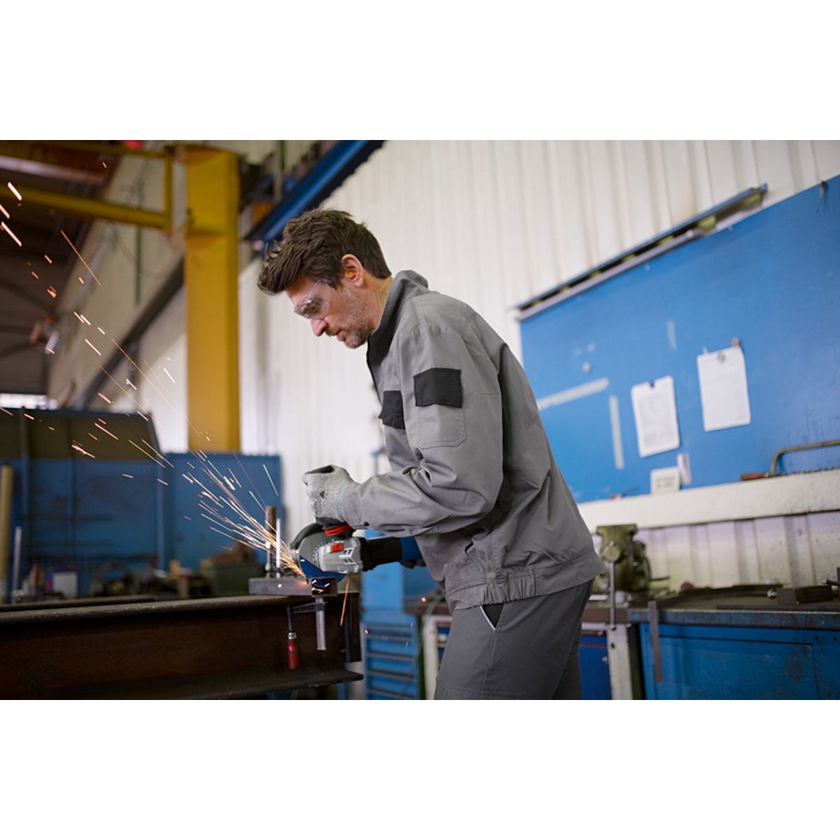 https://api.mastertools.nl/media/catalog/product/cache/4ac98b0d5e81b56bd000310ba88c60e0/4/0/4059952576480_06.jpg