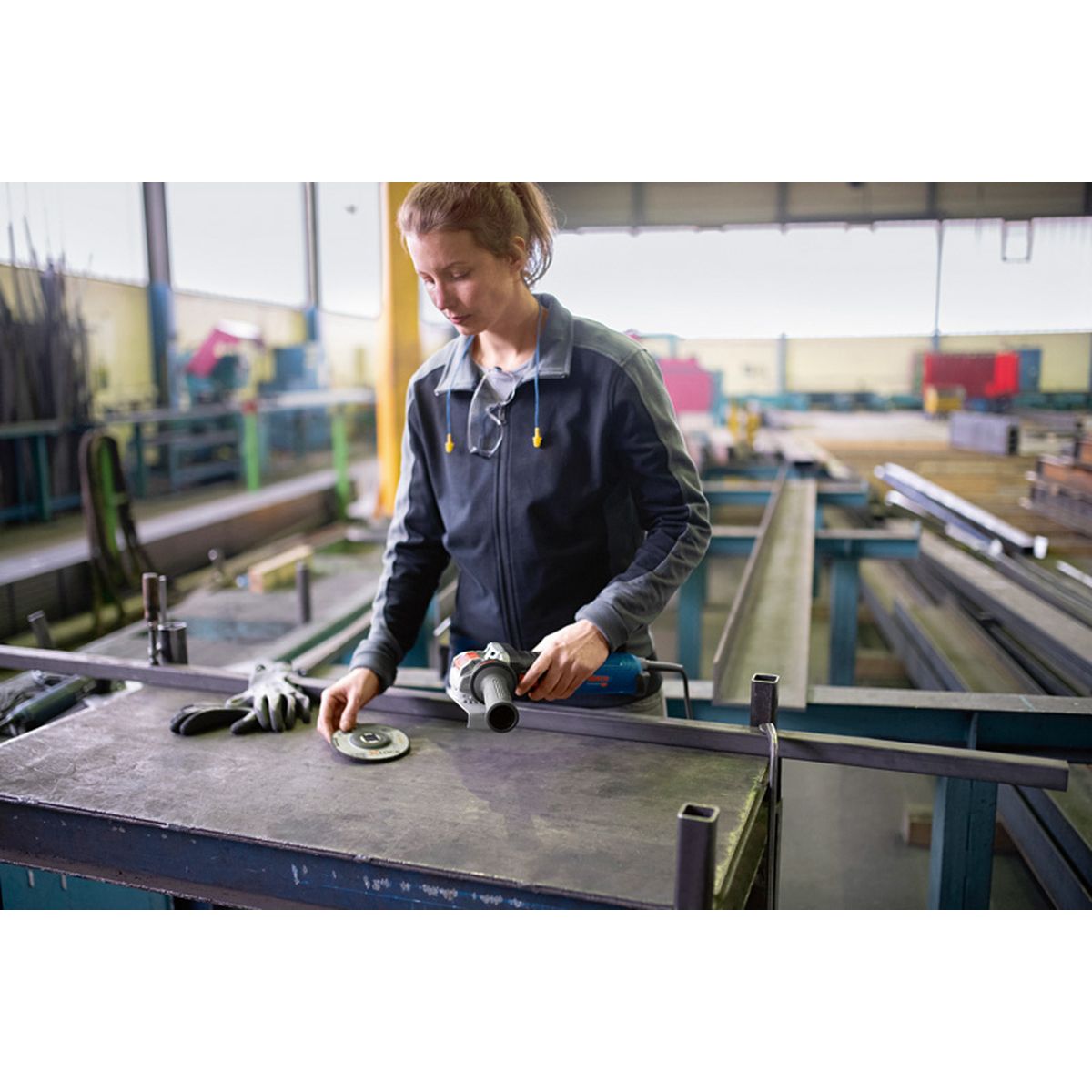 https://api.mastertools.nl/media/catalog/product/cache/4ac98b0d5e81b56bd000310ba88c60e0/4/0/4059952576732_04.jpg