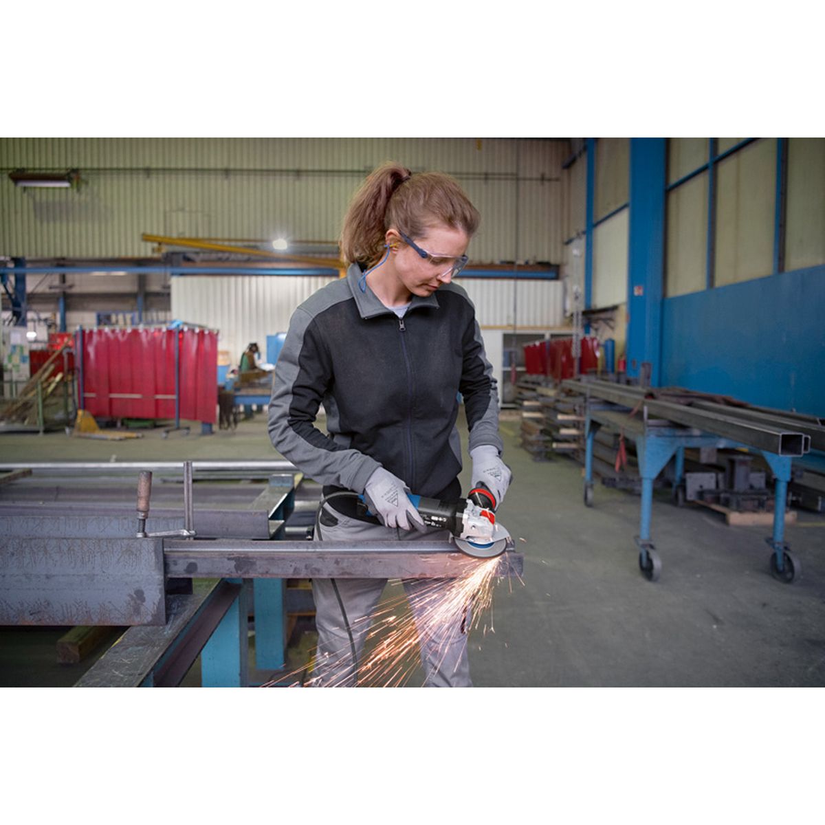 https://api.mastertools.nl/media/catalog/product/cache/4ac98b0d5e81b56bd000310ba88c60e0/4/0/4059952576749_03.jpg
