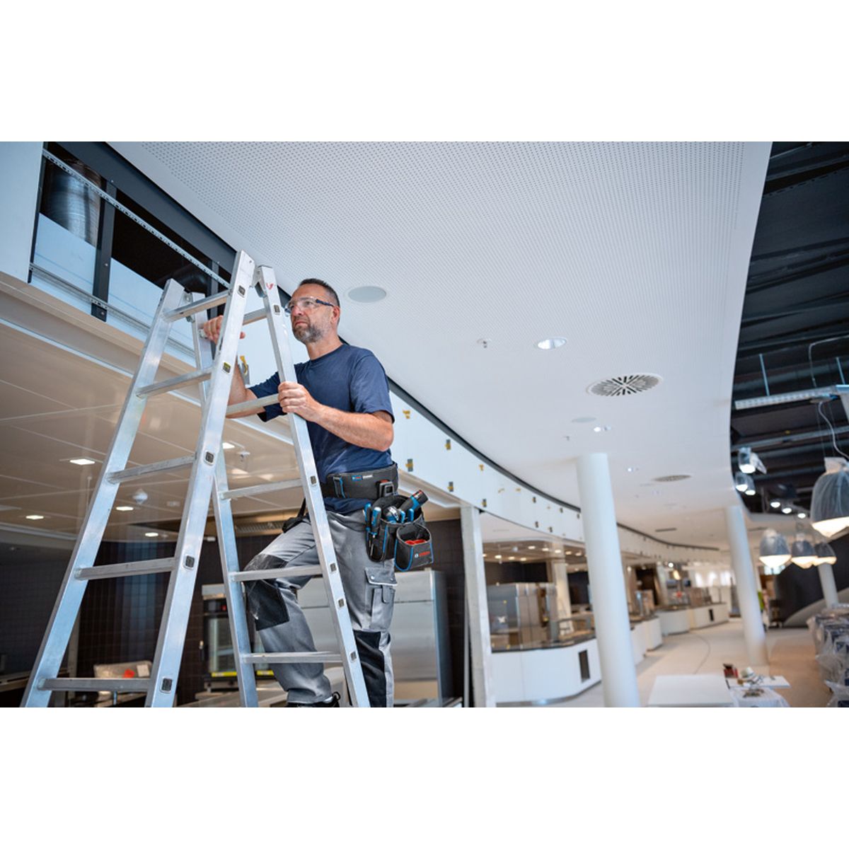 https://api.mastertools.nl/media/catalog/product/cache/4ac98b0d5e81b56bd000310ba88c60e0/4/0/4059952601861_03.jpg