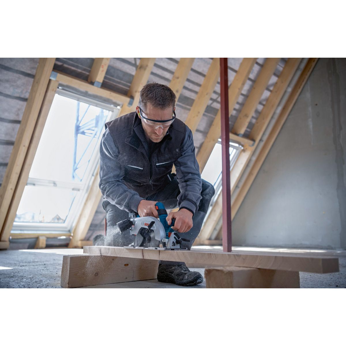 https://api.mastertools.nl/media/catalog/product/cache/4ac98b0d5e81b56bd000310ba88c60e0/4/0/4059952648422_05.jpg