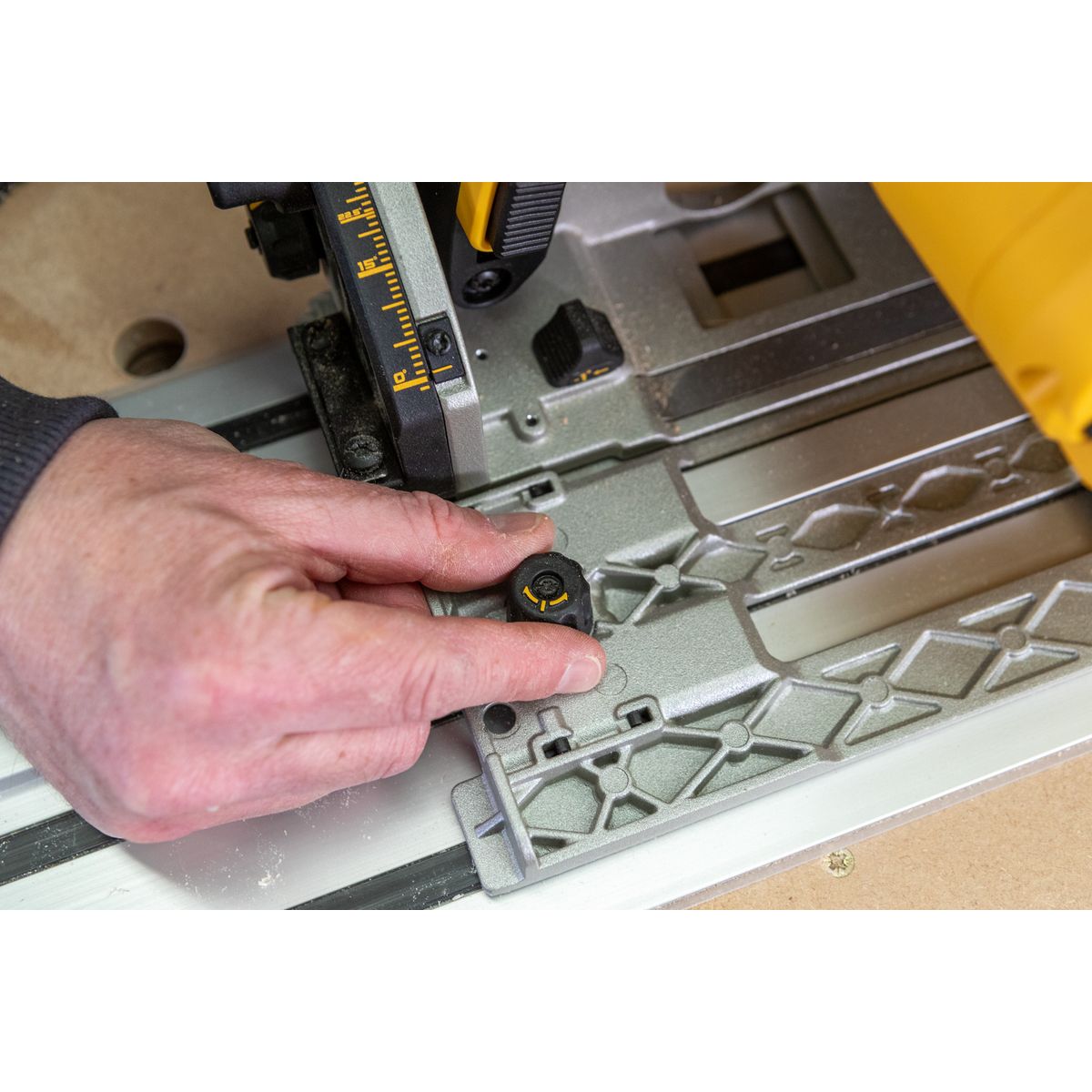 https://api.mastertools.nl/media/catalog/product/cache/4ac98b0d5e81b56bd000310ba88c60e0/5/0/5035048837061_13.png