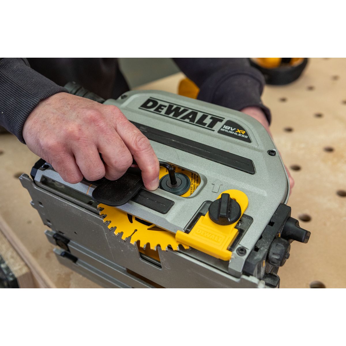 https://api.mastertools.nl/media/catalog/product/cache/4ac98b0d5e81b56bd000310ba88c60e0/5/0/5035048837061_16.png