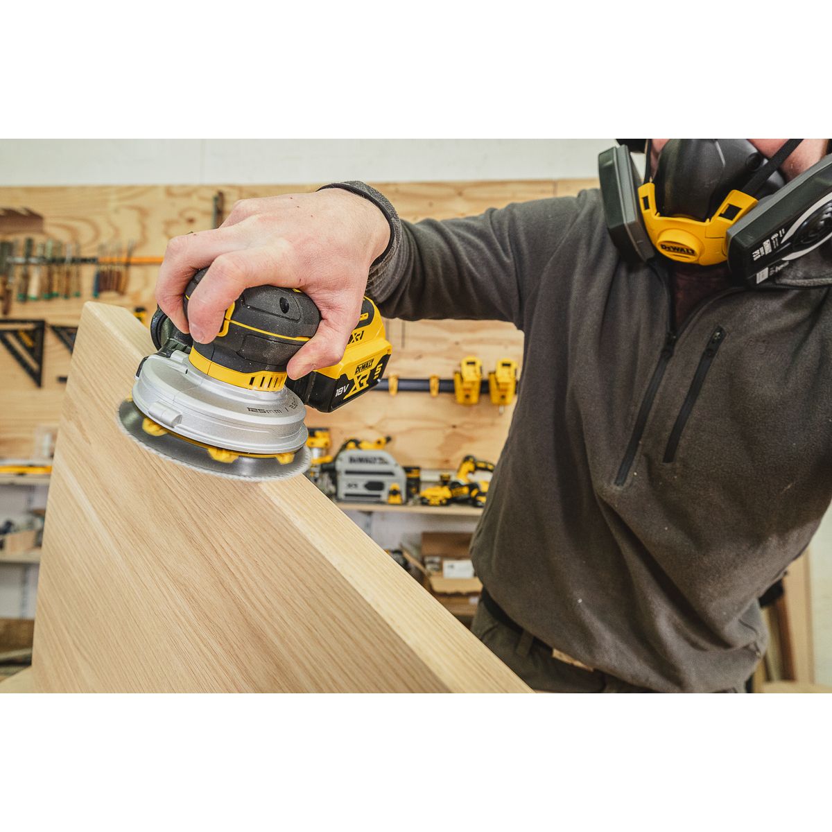 https://api.mastertools.nl/media/catalog/product/cache/4ac98b0d5e81b56bd000310ba88c60e0/5/0/5035048840542_09.png