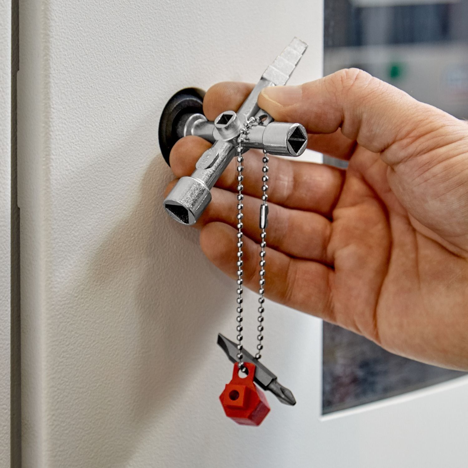 https://api.mastertools.nl/media/catalog/product/cache/4ac98b0d5e81b56bd000310ba88c60e0/6/7/6750206787769-3-001104-00-pow-a-03.jpg