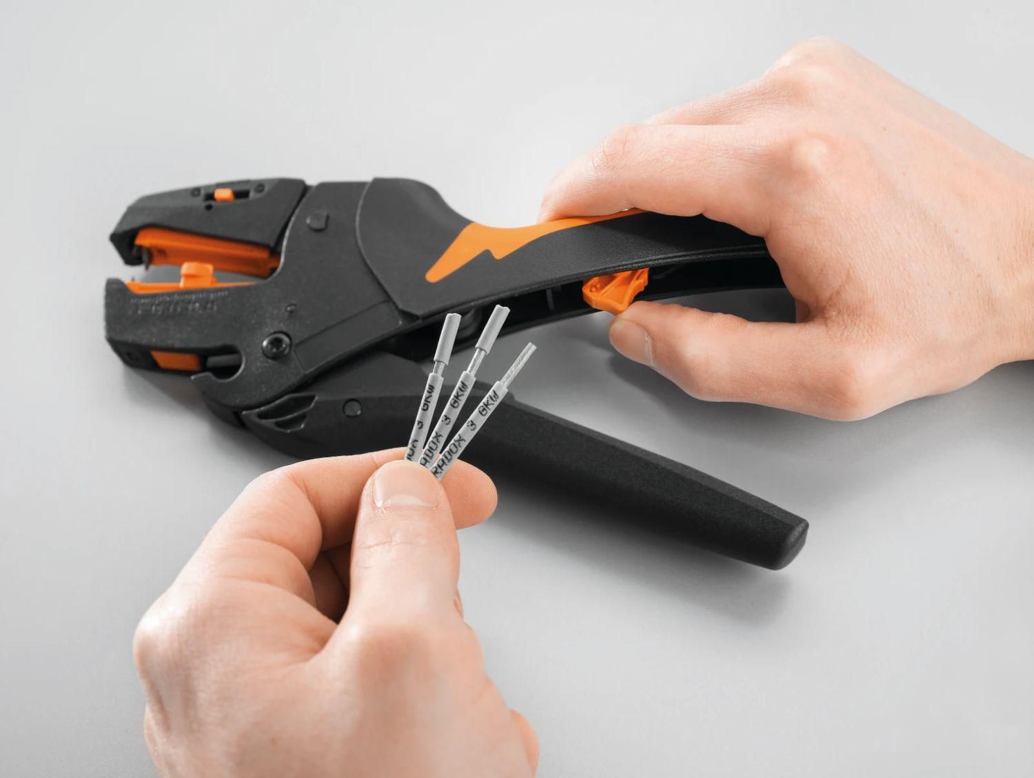 https://api.mastertools.nl/media/catalog/product/cache/4ac98b0d5e81b56bd000310ba88c60e0/9/0/9005000000_2.jpg